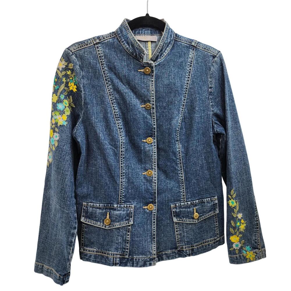 Kate Hill. Y2K, Floral Embroidered Jean Jacket. Size: 6